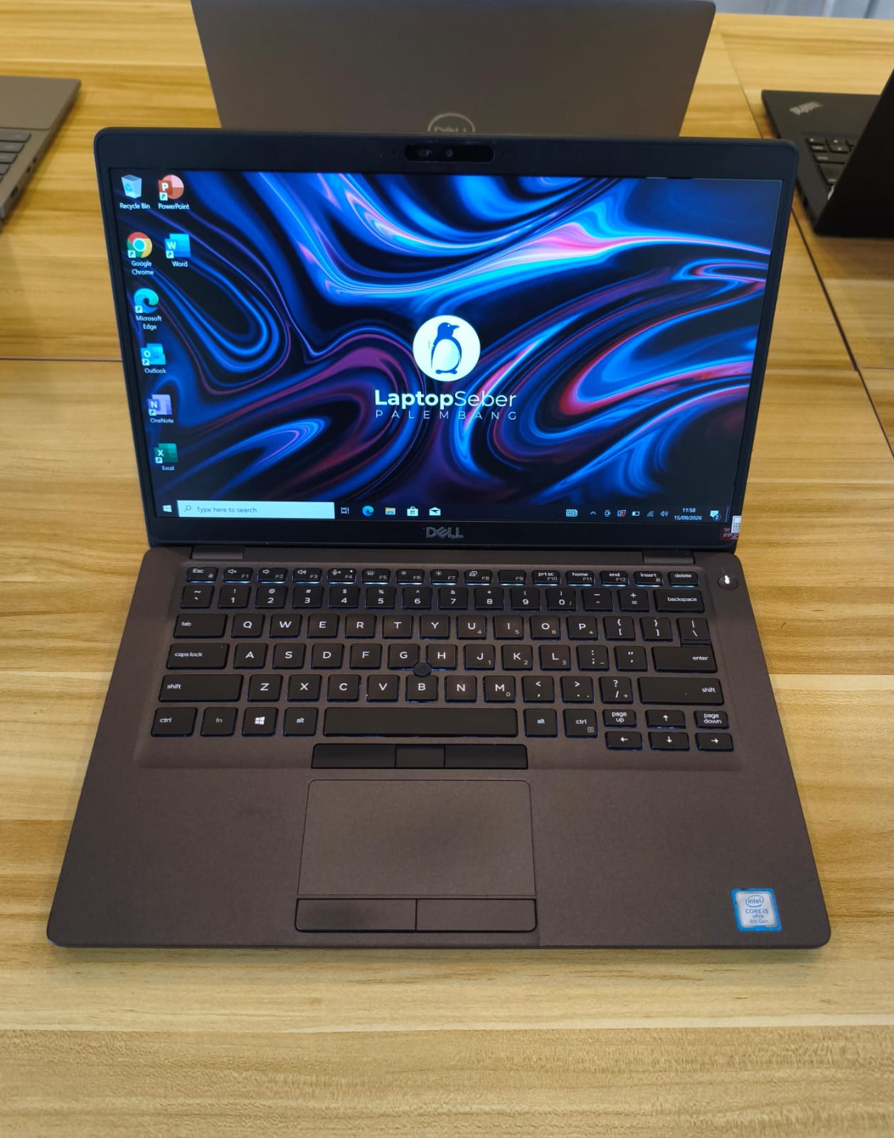 DELL LATITUDE 5400 - foto 1
