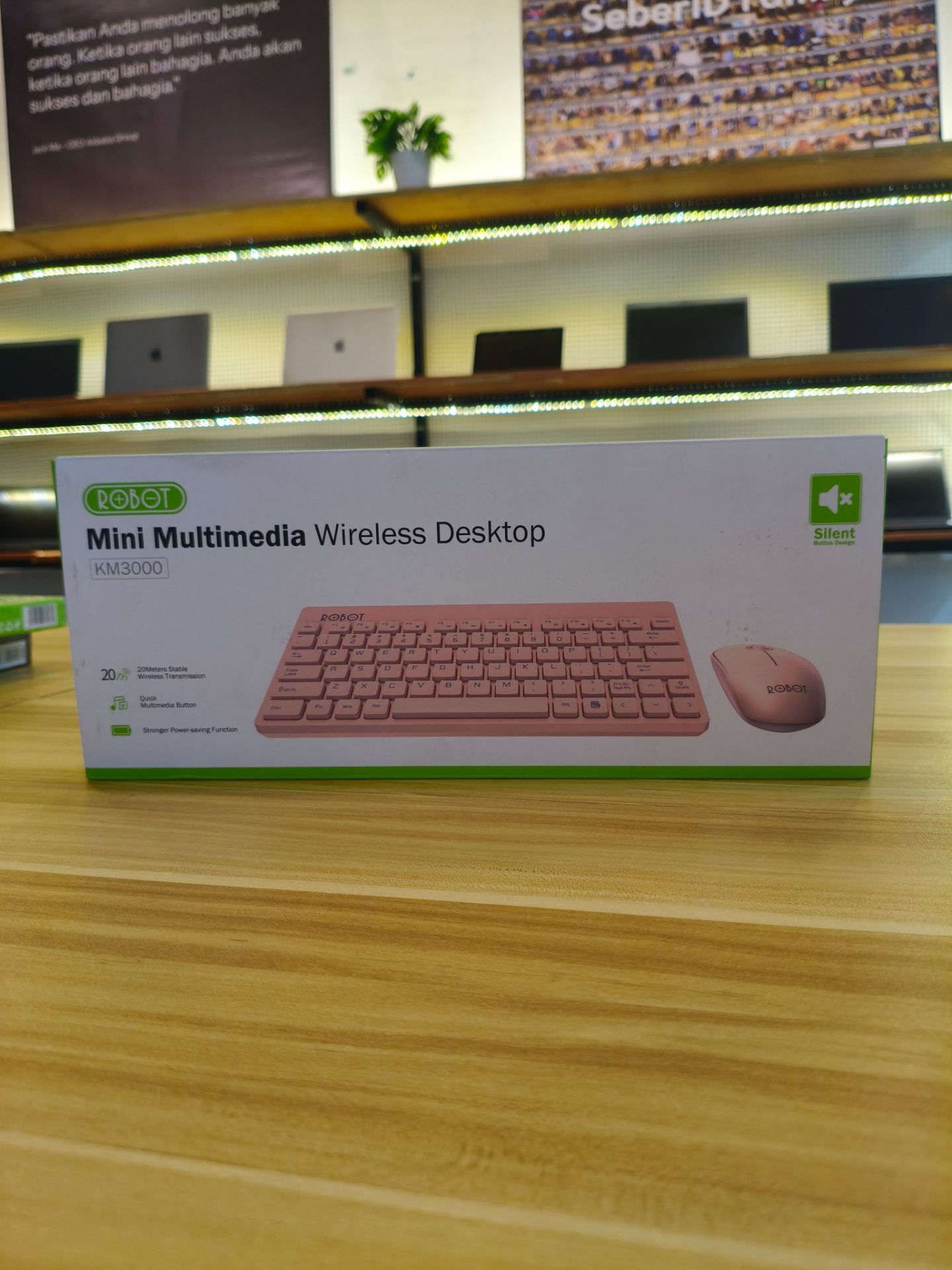 ROBOT KM3000 Mini Multimedia Wireless Desktop 